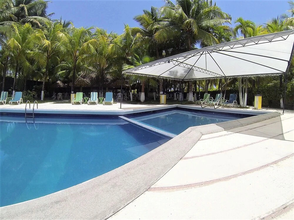 Beach House LM014