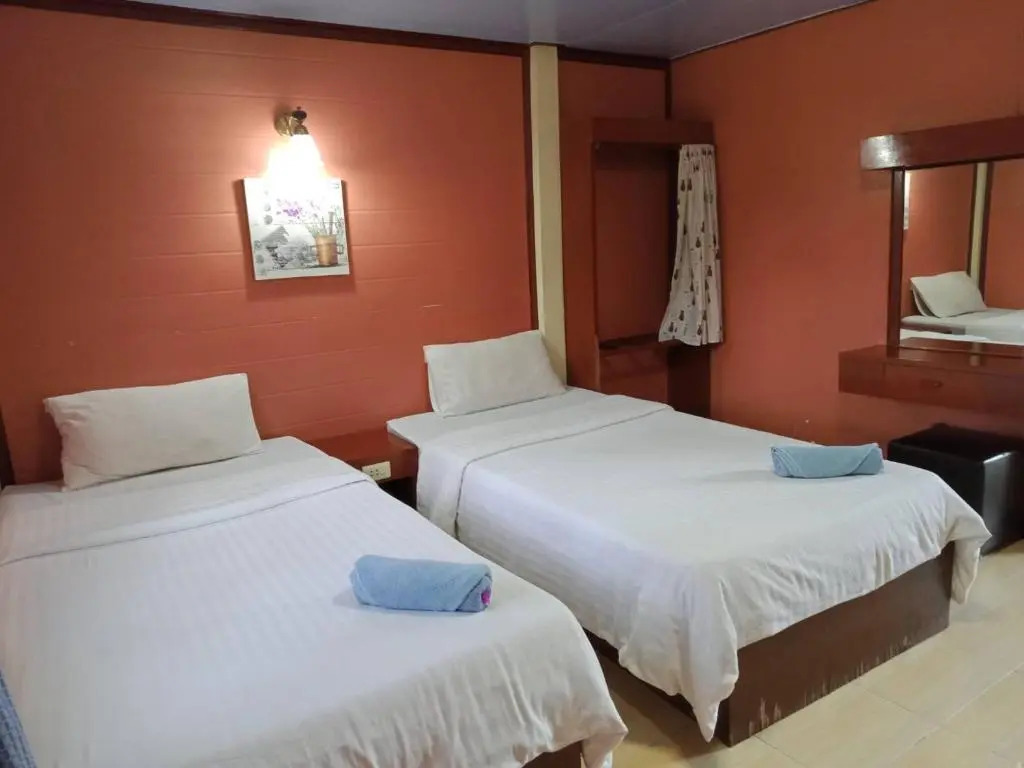 Haad Somboon House