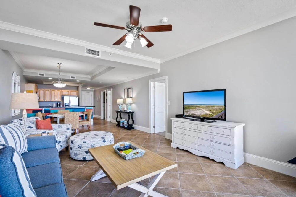 520 Holiday Isle 520 by ACP