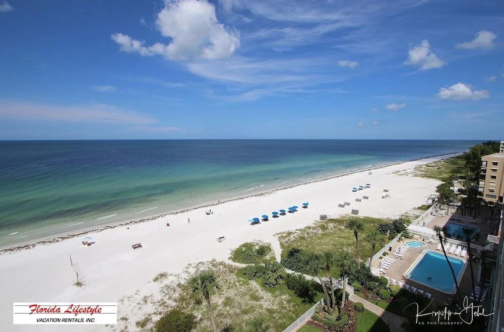 Sand Castle I - 1002