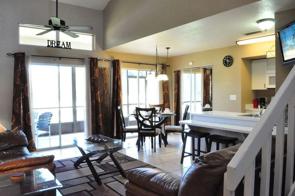 Mango Key 3168 - Three Bedroom Townhome