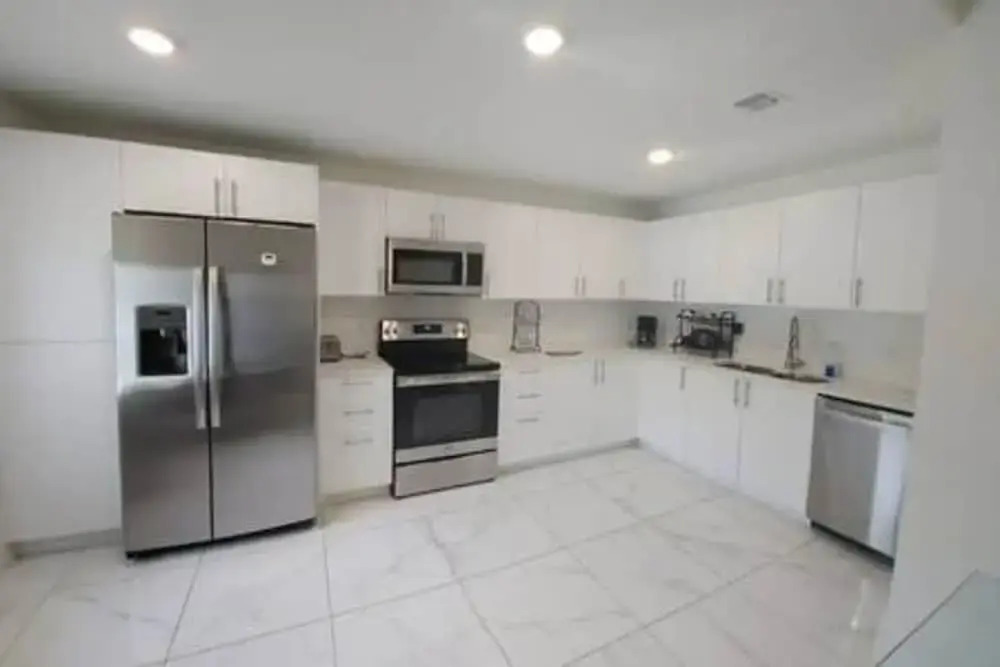 25893 Sw 144 CT 3 Bed 2 5 Bath Townhome Rooftop 1 Parking Spot
