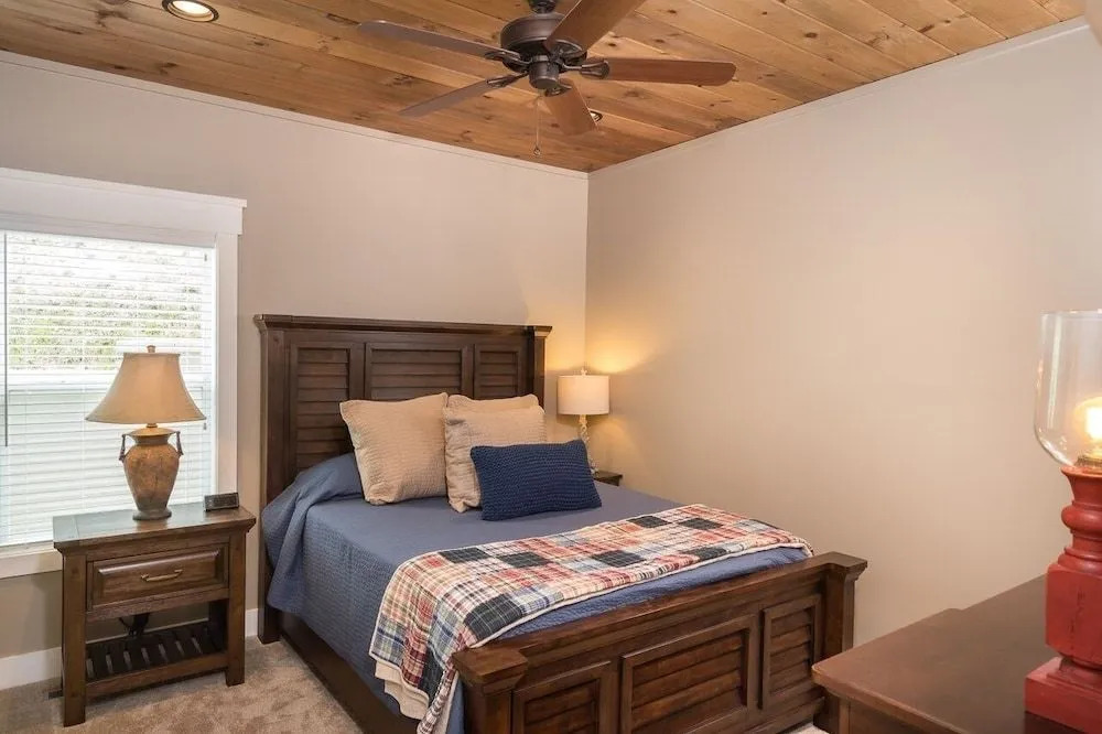 Just Perfect 3 Bedroom Home by Redawning