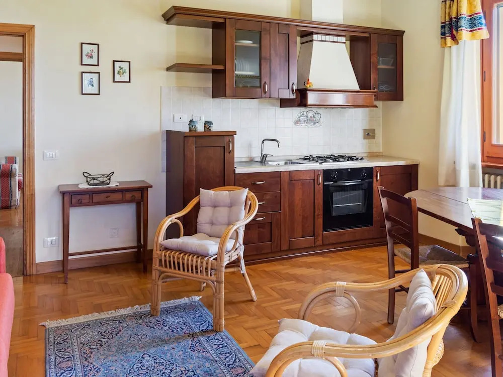 Pretty Holiday Home in Castiglione del Lago With Garden