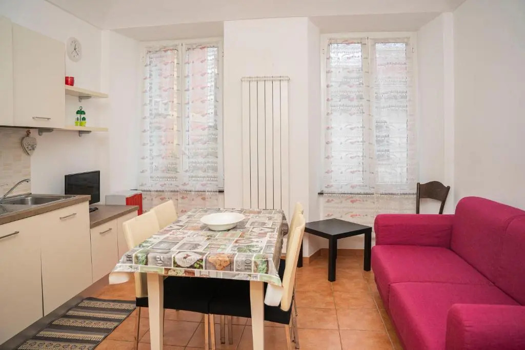 096 - Casa al Borgo Cavi di Lavagna, 150 metri dal mare