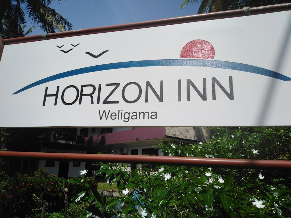 OceanLife Surf Stay at Horizon Inn