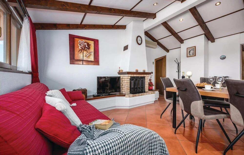 Awesome Apartment in Rovinj With 1 Bedrooms, Wifi and Outdoor Swimming Pool