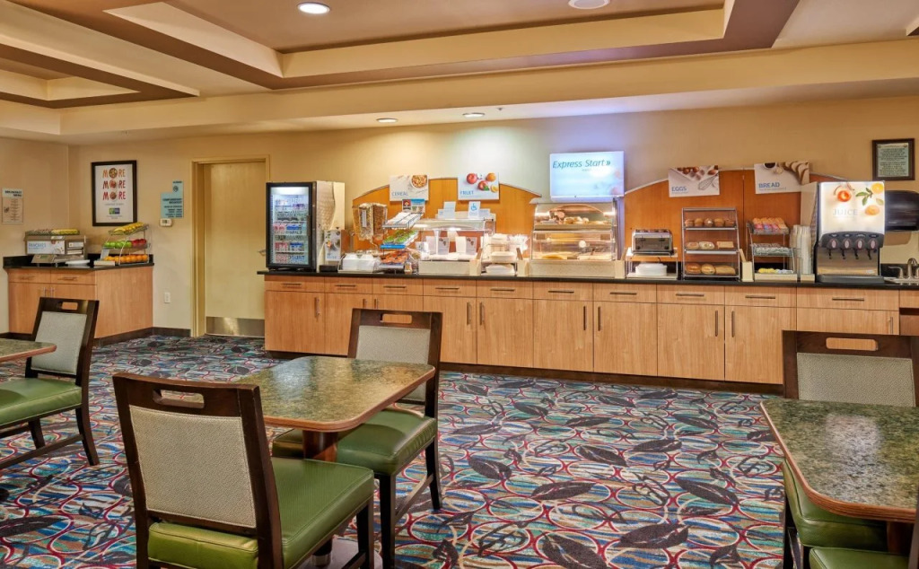 Holiday Inn Express & Suites - El Paso North by IHG