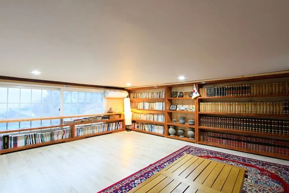 Goseong Hwapoli Pension