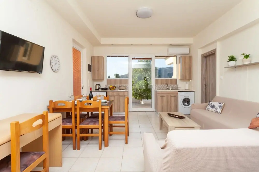Artemis Fani Apartments