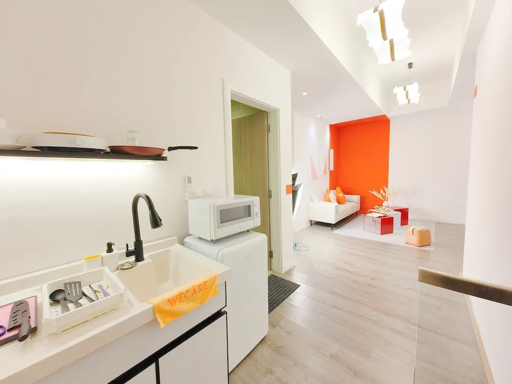 Icon City Premier Suites by WeCare