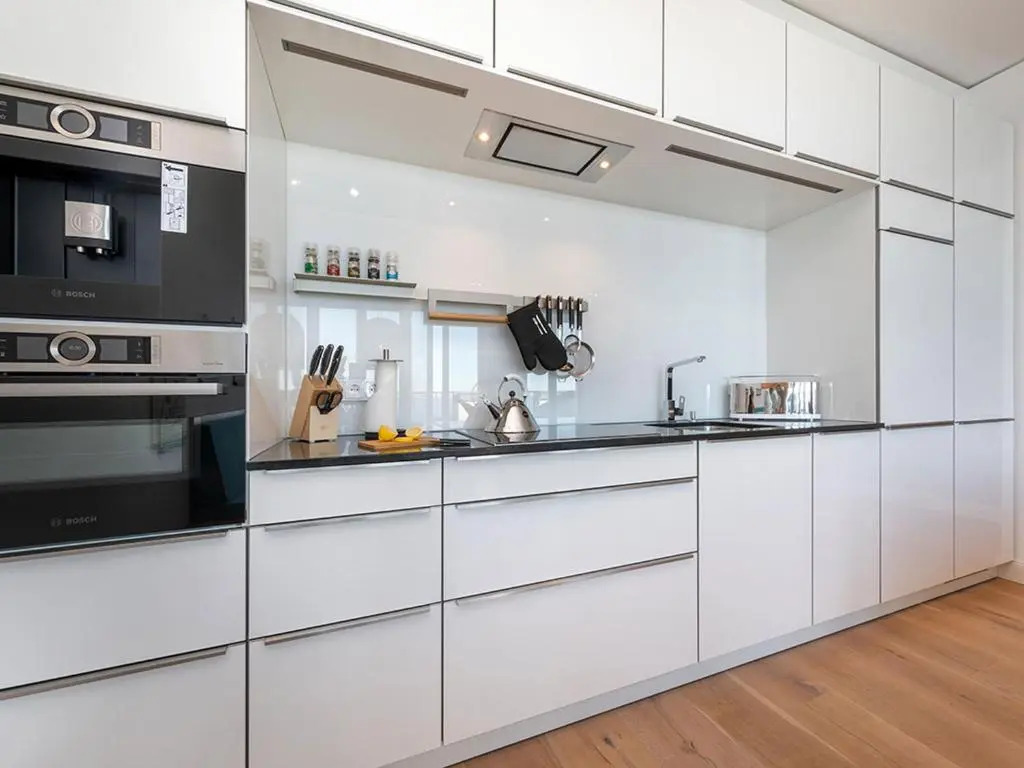 "FIRST" Sellin F645 Meerblick-Suite "View" im fünften OG
