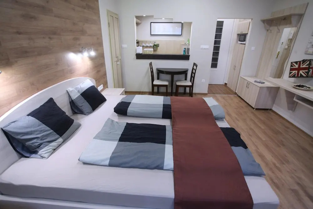 Dfive Apartments - Premium Studio