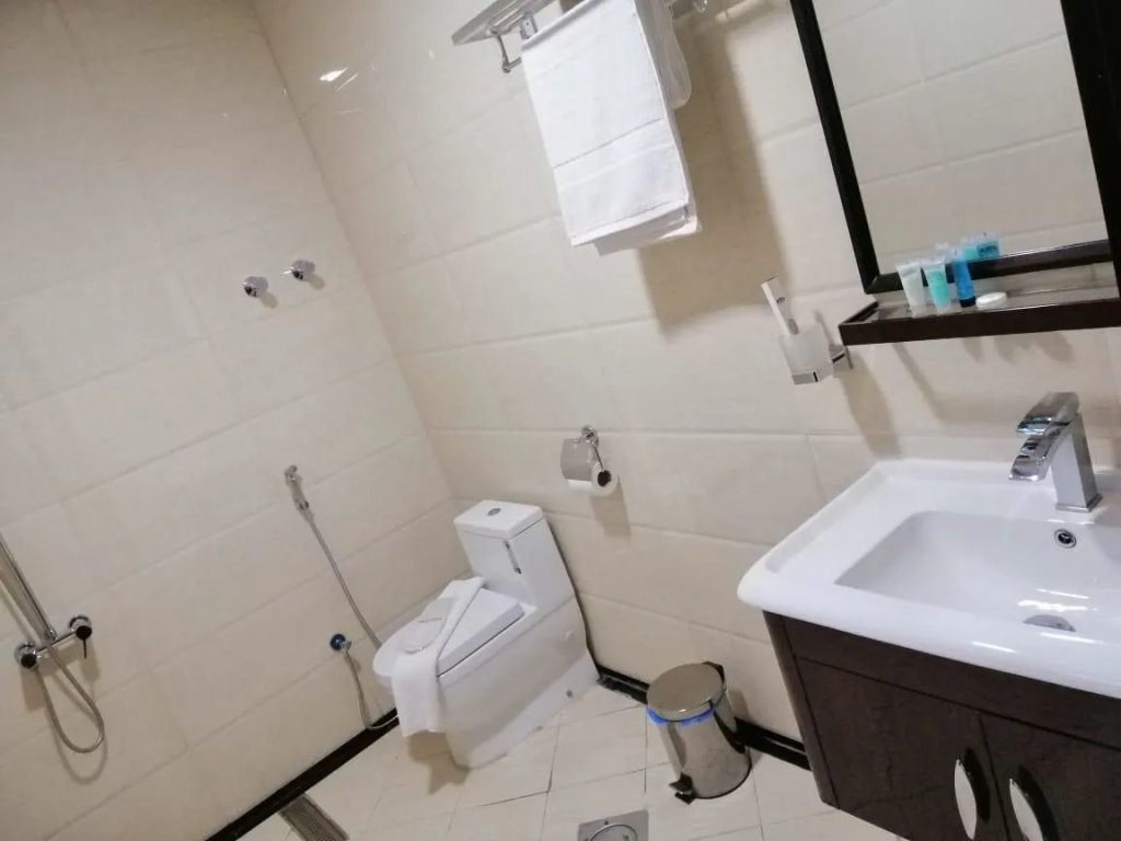 Grand Lily Hotel Suites