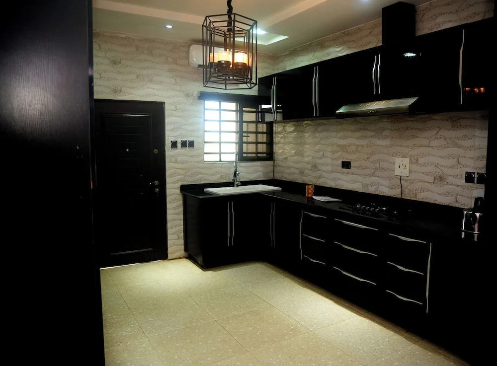 Cremyark Home Apartments