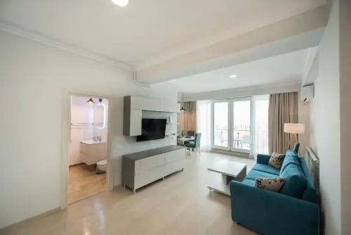 WAVE 1 Promenada Apartments