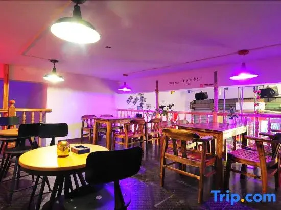 Nanjing Qingjian 1949 Bed and Breakfast (Yunshuiyao Scenic Area Branch)