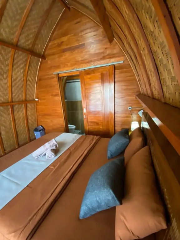 DYoga Bamboo House