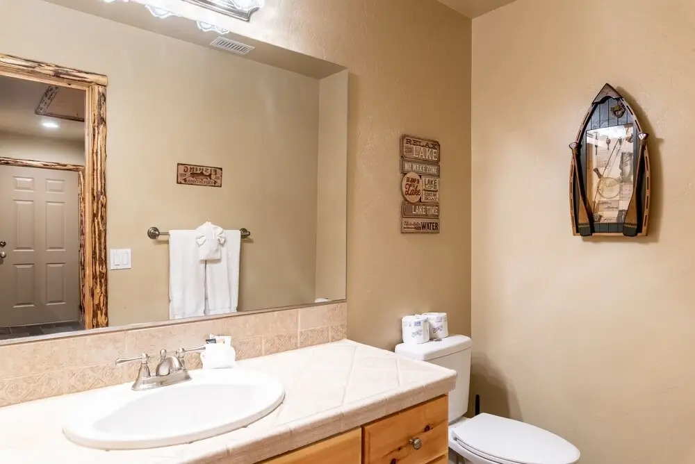 15 - The Lodge At Timberline Trail 4 Bedroom Home by Redawning