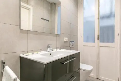 Zurriola Suites2 by Forever Rentals