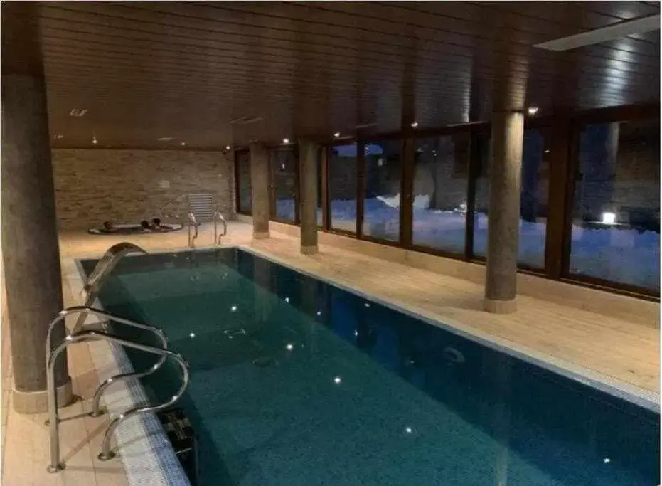 La casita de Carol apartamento vacacional con piscina en Panticosa
