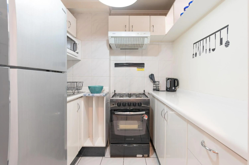Bergen Dream 1BR W/ Wifi, Parking & Balcony