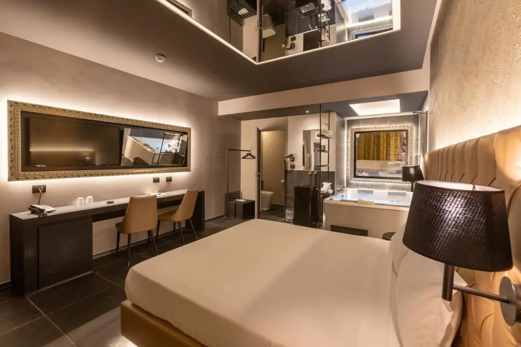 CHARLIE HOTEL Charme & Comfort