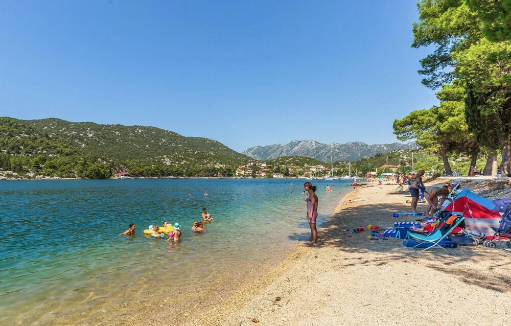 Amazing Apartment in Metkovic With Wifi and 2 Bedrooms