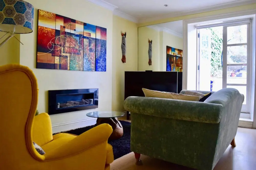 1 Bedroom Apartment With Large Garden in West London