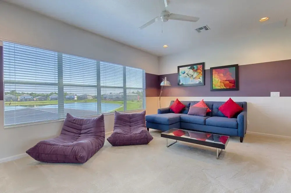 Stunning 6 bed Villa With Modern Decor and South Facing Pool and spa Overlooking Water - 371