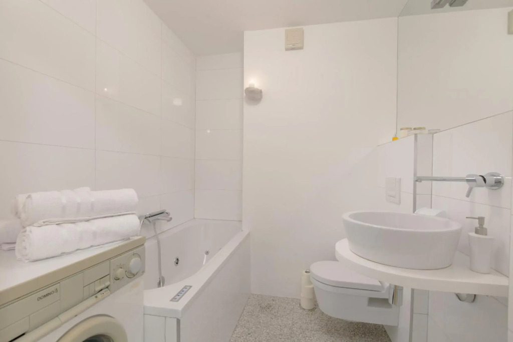 Bright Penthaus Apartement, with a wonderful view