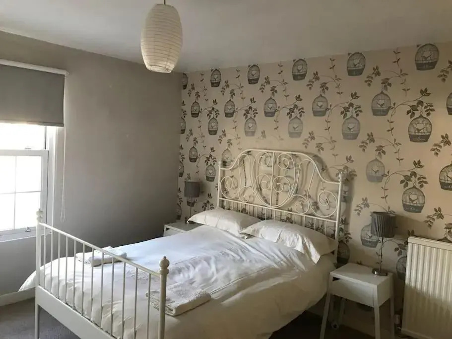 75b Broughty Ferry
