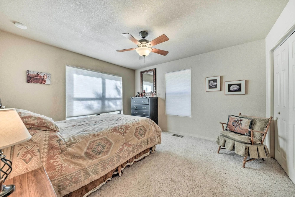 Charming Ruidoso Home w/ Deck & Lovely Views!