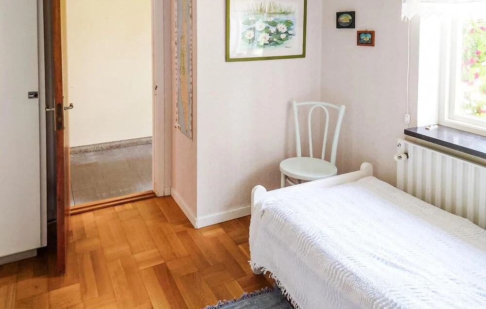 2 Bedroom Lovely Home In Löttorp