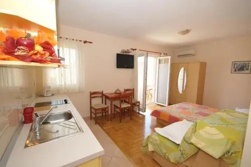 Apartments Belas