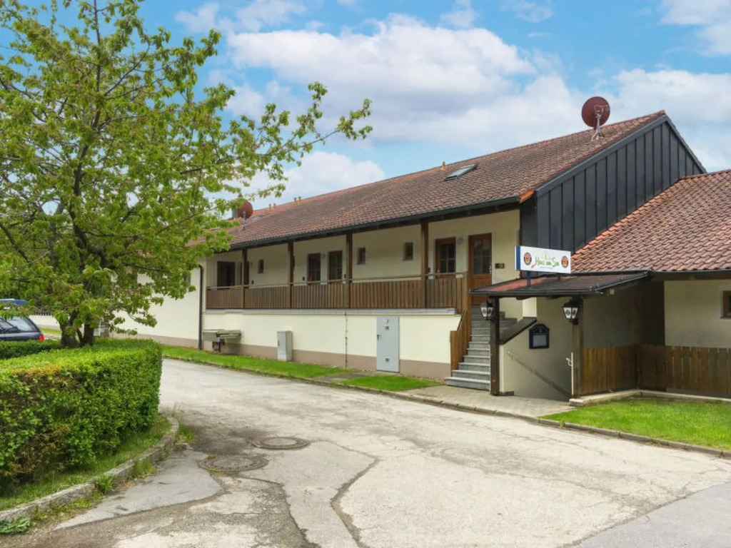 Am Hohen Bogen 9443