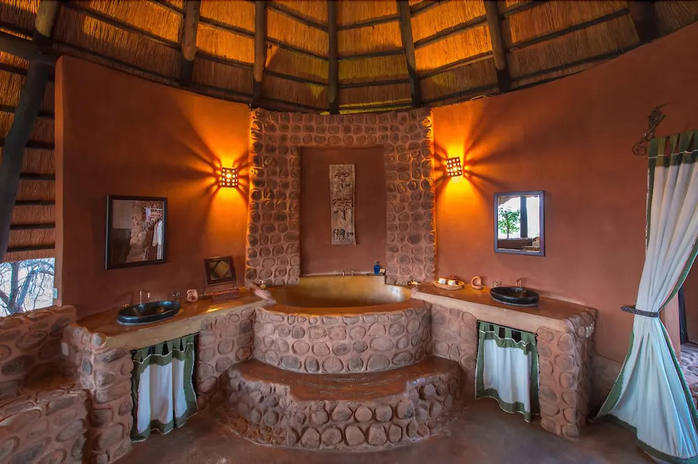 Stanley Safari Lodge