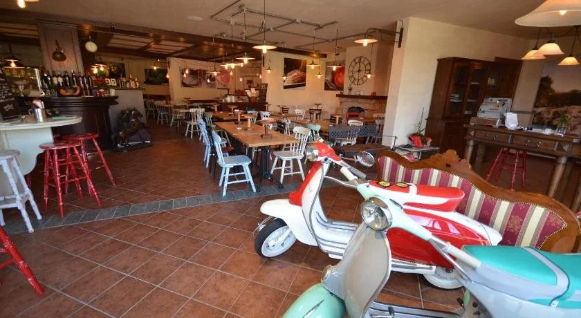 Mastro Titta Pizza Eat & Sleep