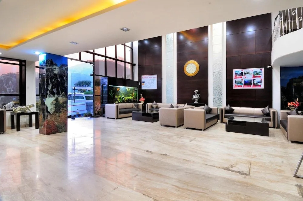 The Prince - A Lake Facing Resort and Spa