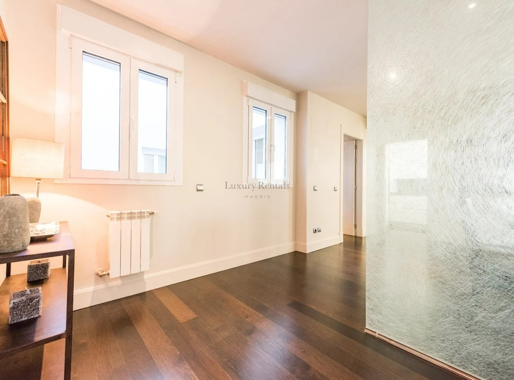 2 bedrooms Golden Mile barrio Salamanca ( Serrano I )
