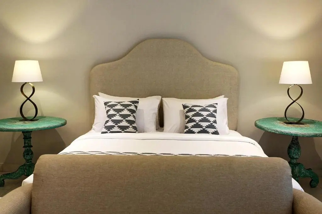 Room Sweet Room - Seminyak Center, walk to the Beach
