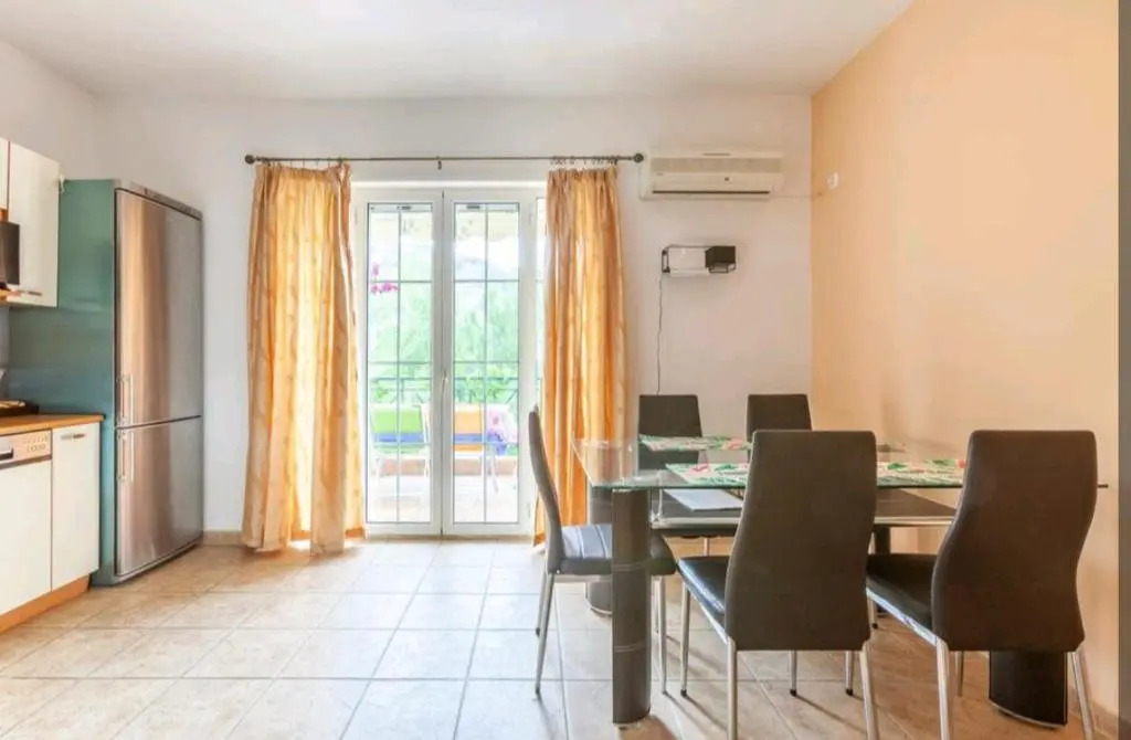 Sea view maisonette near Nafplio!1' drive to beach