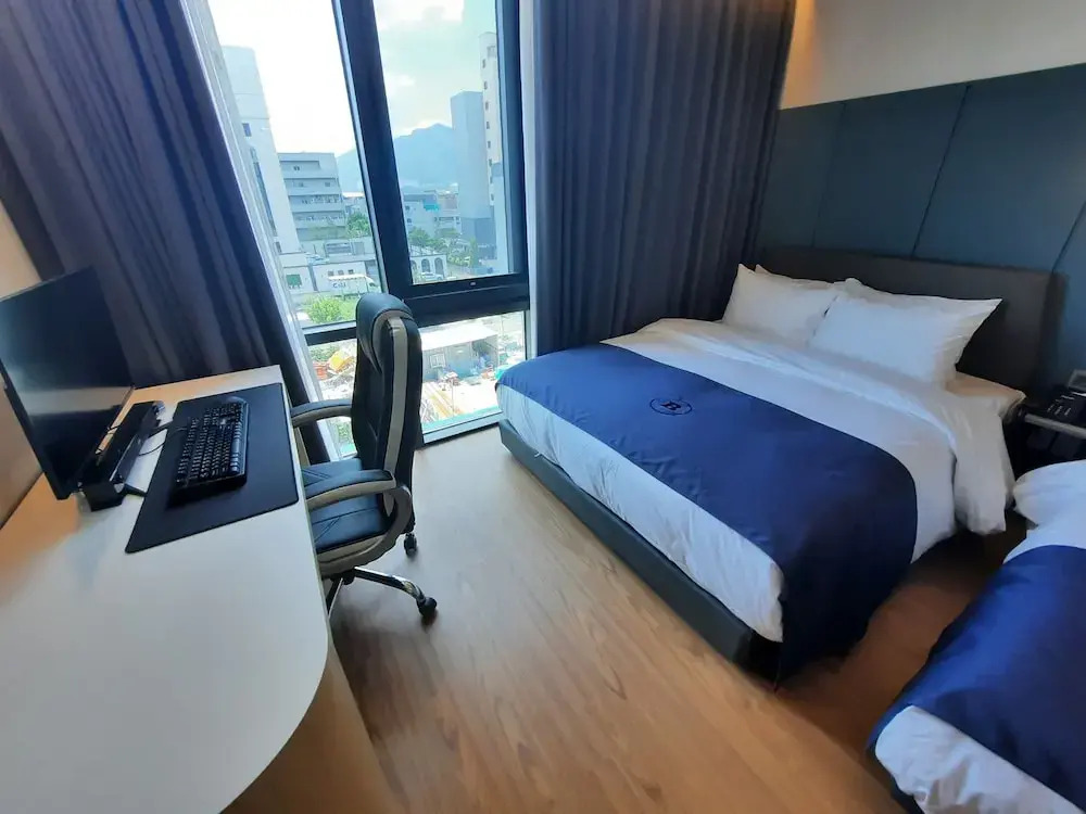 Browndot Hotel