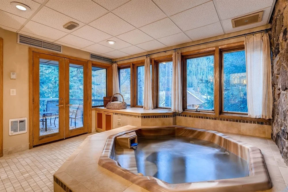 Ski In 3 Bedroom at Chateaux Dumont Keystone