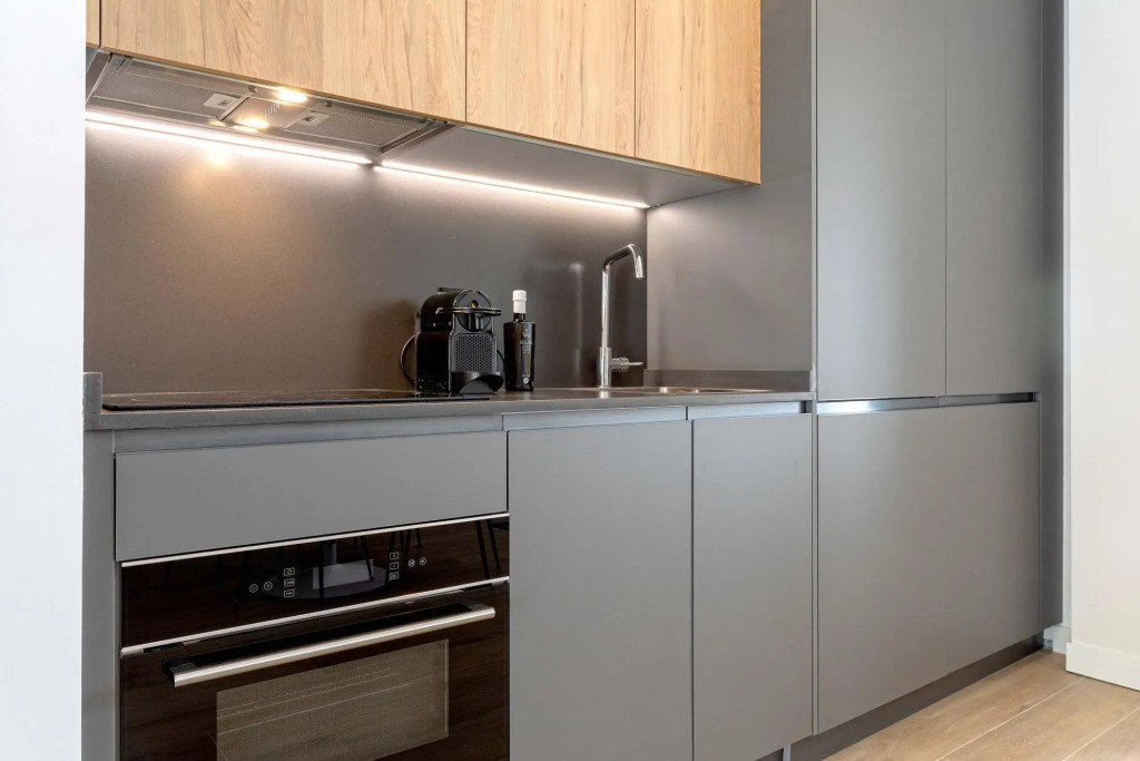 Amazing Studio With Large Terrace Pool and Parking Arruzafa II