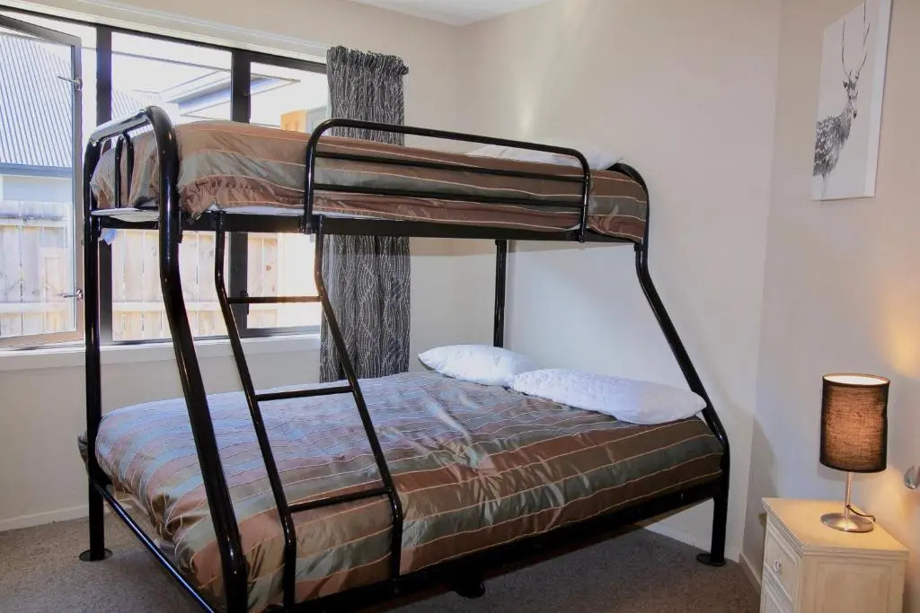 Noble No 6 - Hanmer Springs Holiday Home