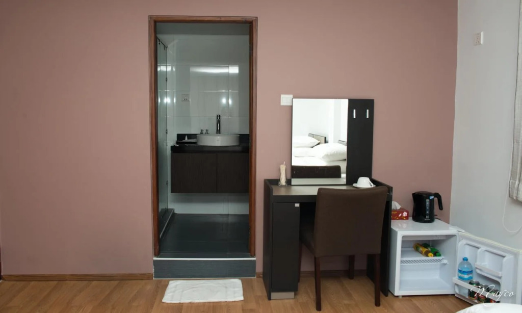 The Varsity House Inn & Serviced Apartments
