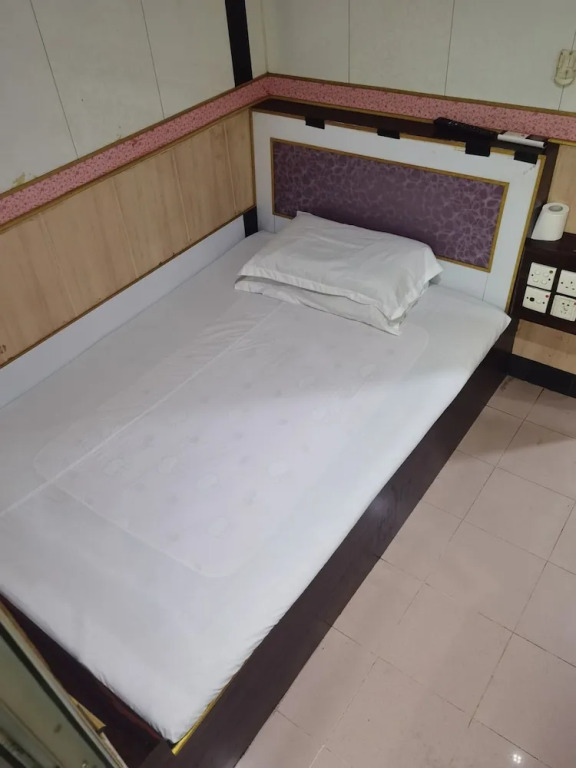 spanish hostel