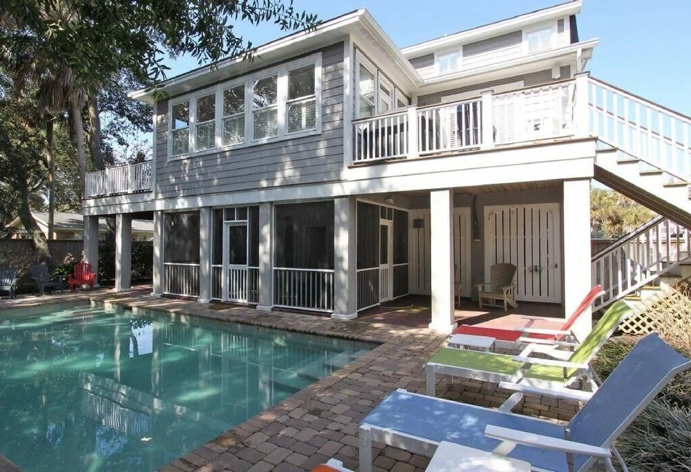 3008 Hartnett Boulevard