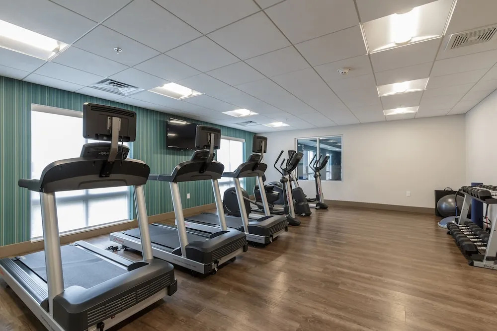 Holiday Inn Express & Suites- South Bend Casino by IHG